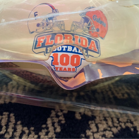 Florida Gators College Football Collectible Miniature Football With kicking Tee - Picture 3 of 4